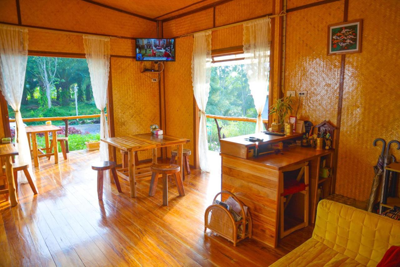 Bansuanphutarn Hotel Ban Pha Saeng Lang Exterior photo